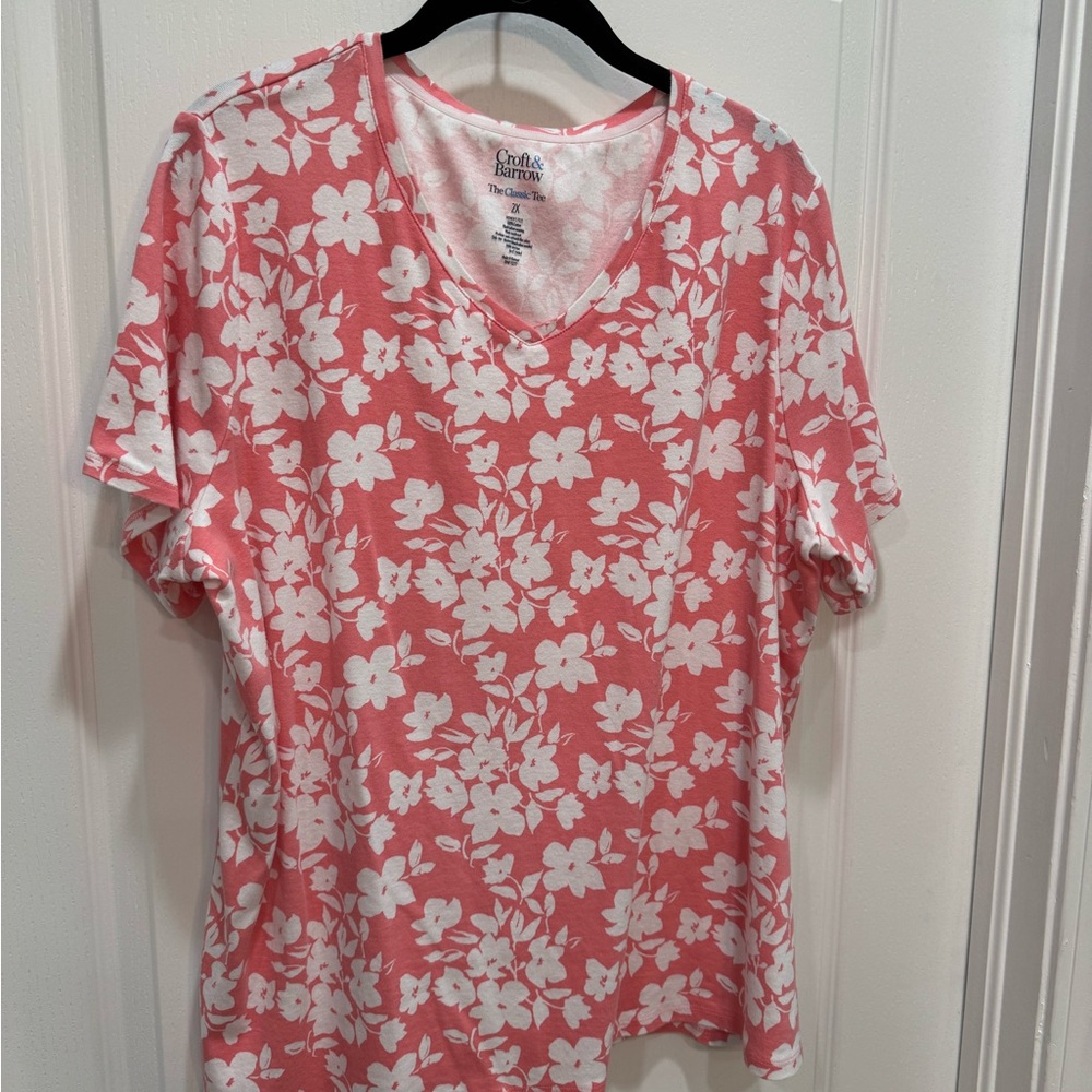 Croft & Barrow Women's Coral Short Sleeve Floral Top 2X NWOT